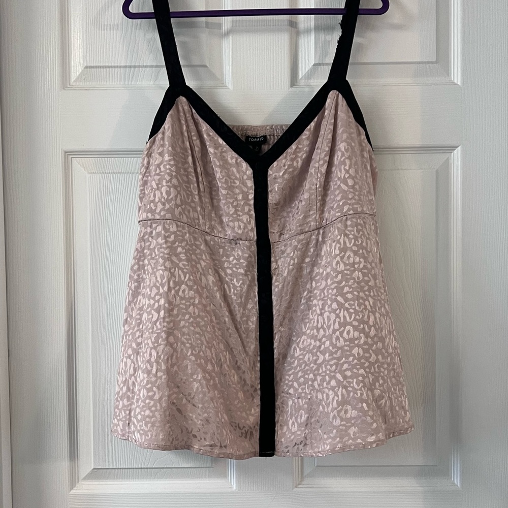 Elegant Black and Cream Women's Top